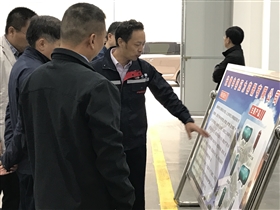 市领导参观申容压力容器