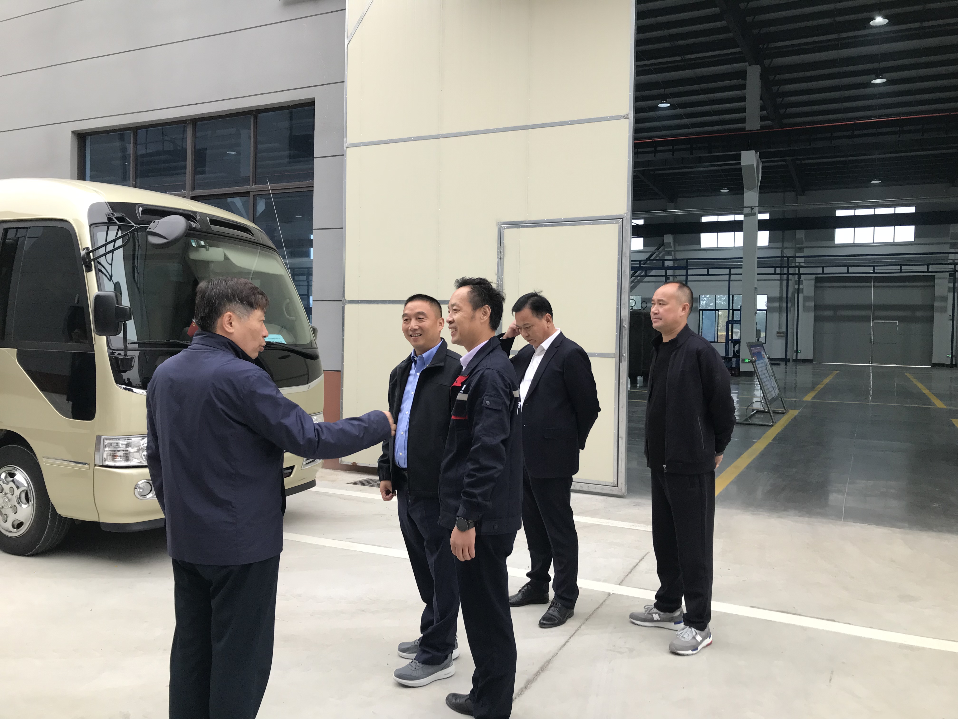 热烈欢迎市领导莅临申容工厂